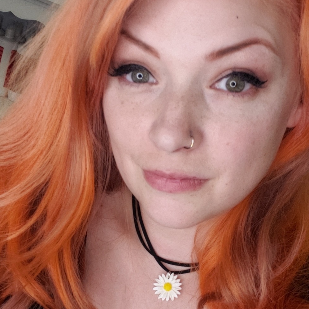 Meet your Posher, Leah